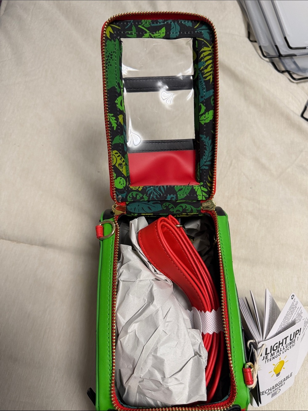 NWT Loungefly Jurassic Park Jeep Crossbody- Green/Red/Yellow - Picture 6 of 11